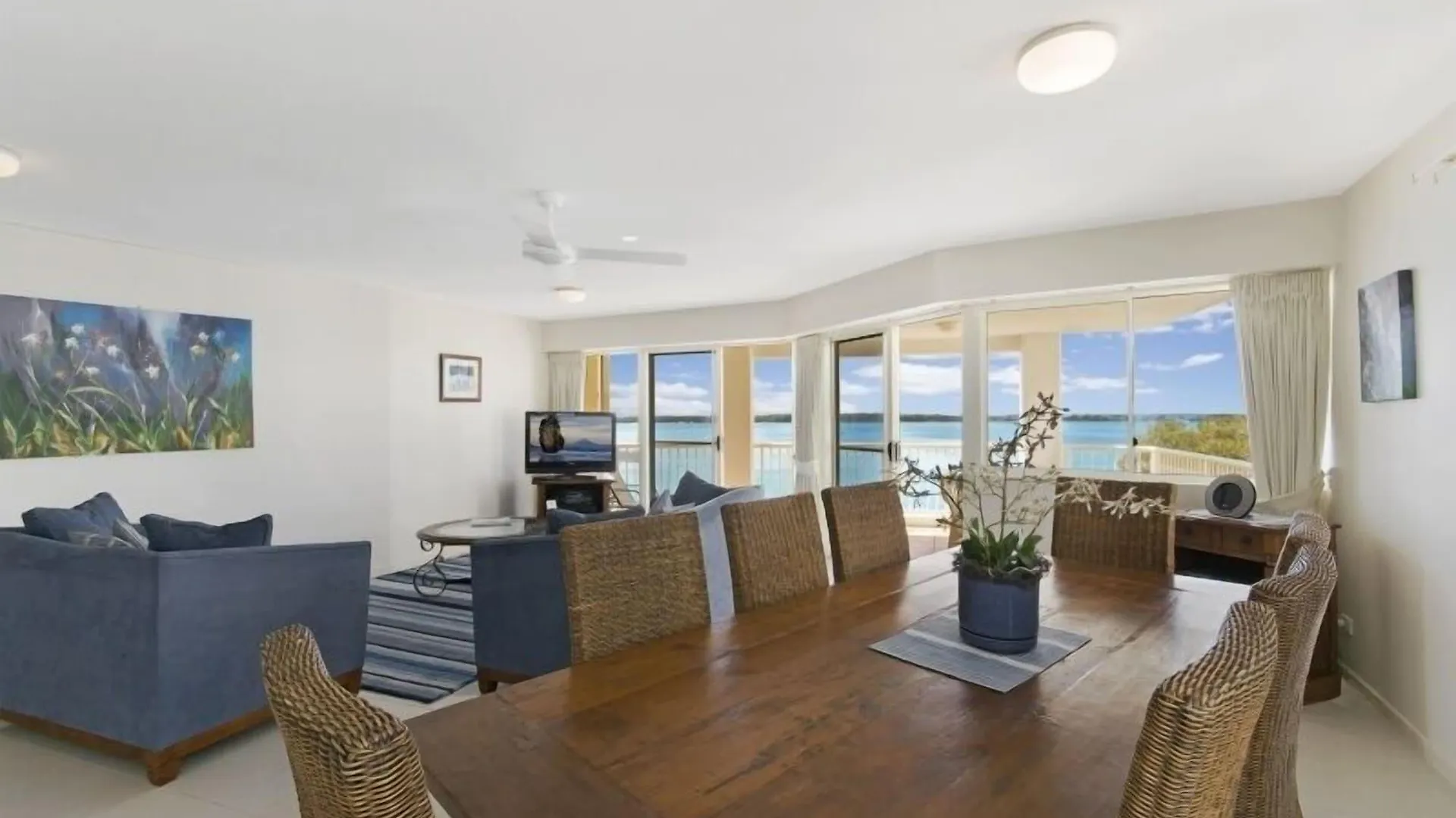 Riviere On Golden Beach Caloundra 4*,